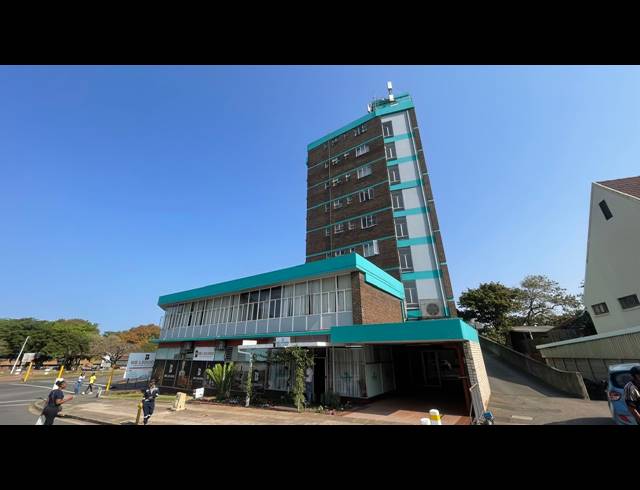 2.5 BEDROOM APARTMENT FOR SALE IN GLENWOOD